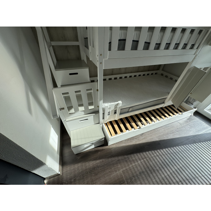 stapelbed met trap Groningen