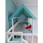 kinderhoogslaper met dak en trap design