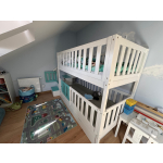 maatwerk stapelbed met trap en dak