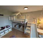 maatwerk kinderbed met trap unieke realisatie