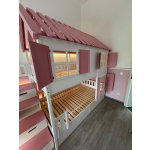 speelbed met LED verlichting en glijbaan