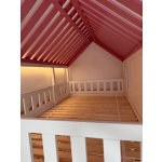 stapelbed met glijbaan