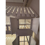 speelbed met glijbaan en trap voor kinderen