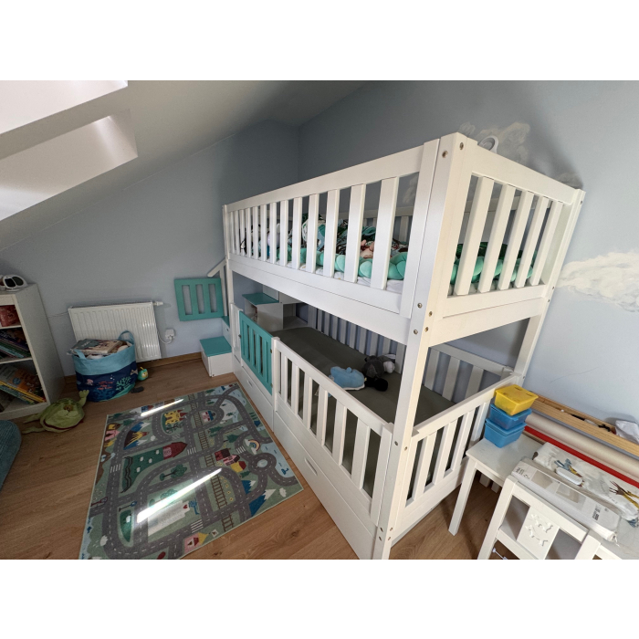 maatwerk stapelbed met trap en dak