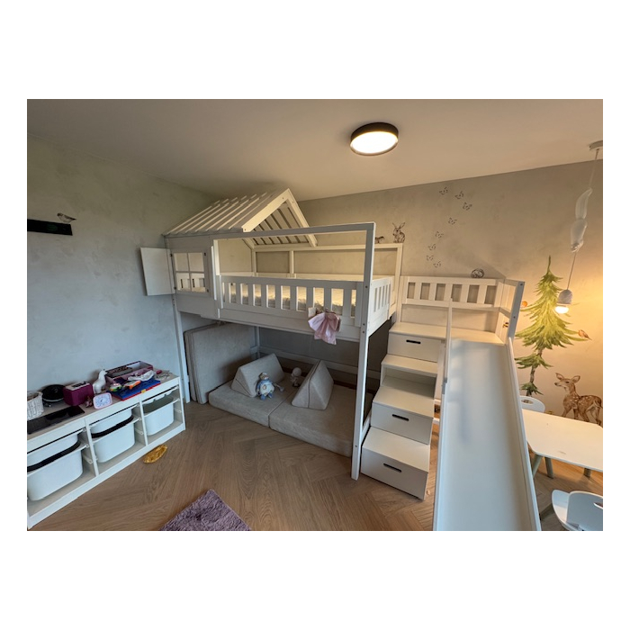 maatwerk kinderbed met trap unieke realisatie