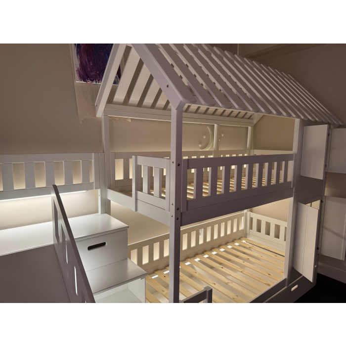 hoogslaper met LED verlichting en glijbaan