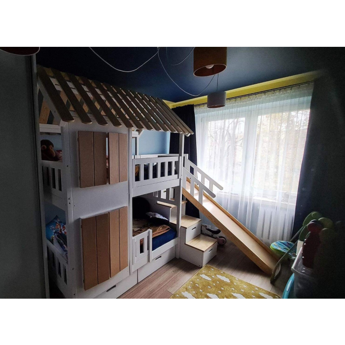 Stockbett mit Rutsche, Treppe und Dach